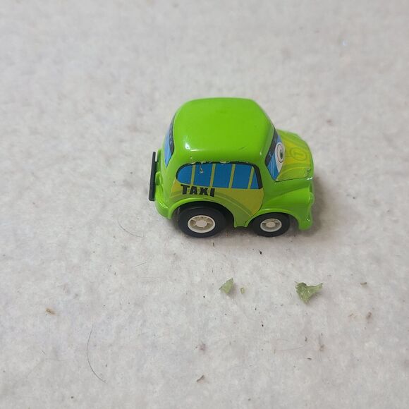 Lot Of (8) JOYIN Pull Back City Cars and Trucks Toy Vehicles Set (W/Eyes) - Picture 6 of 16